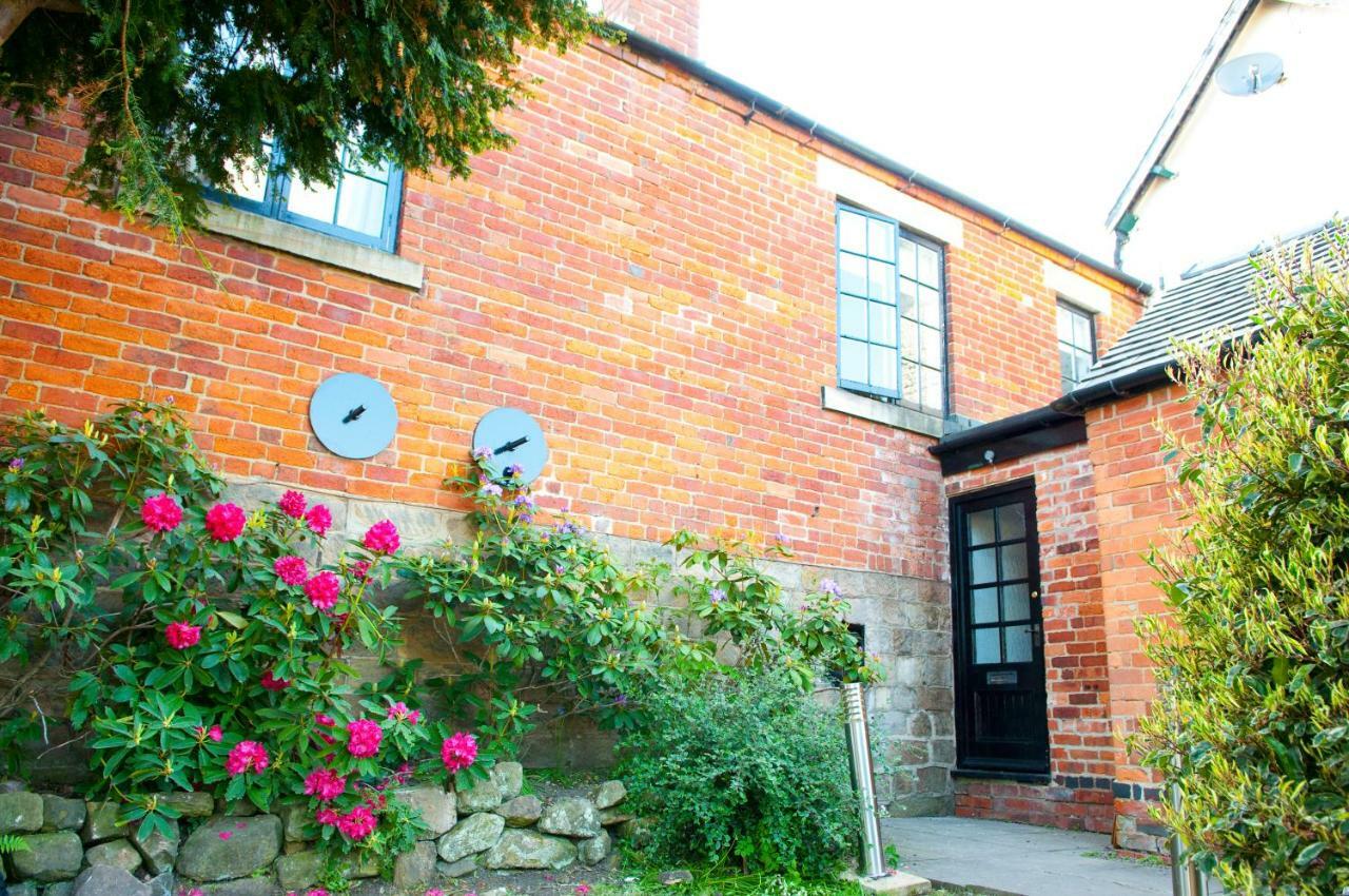 Hôtel The Spotted Cow à Belper Extérieur photo